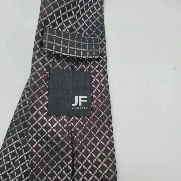 J. Ferrar Mens Necktie Tie Burgundy Gray Black Skinny Slim Squares - Picture 6 of 7